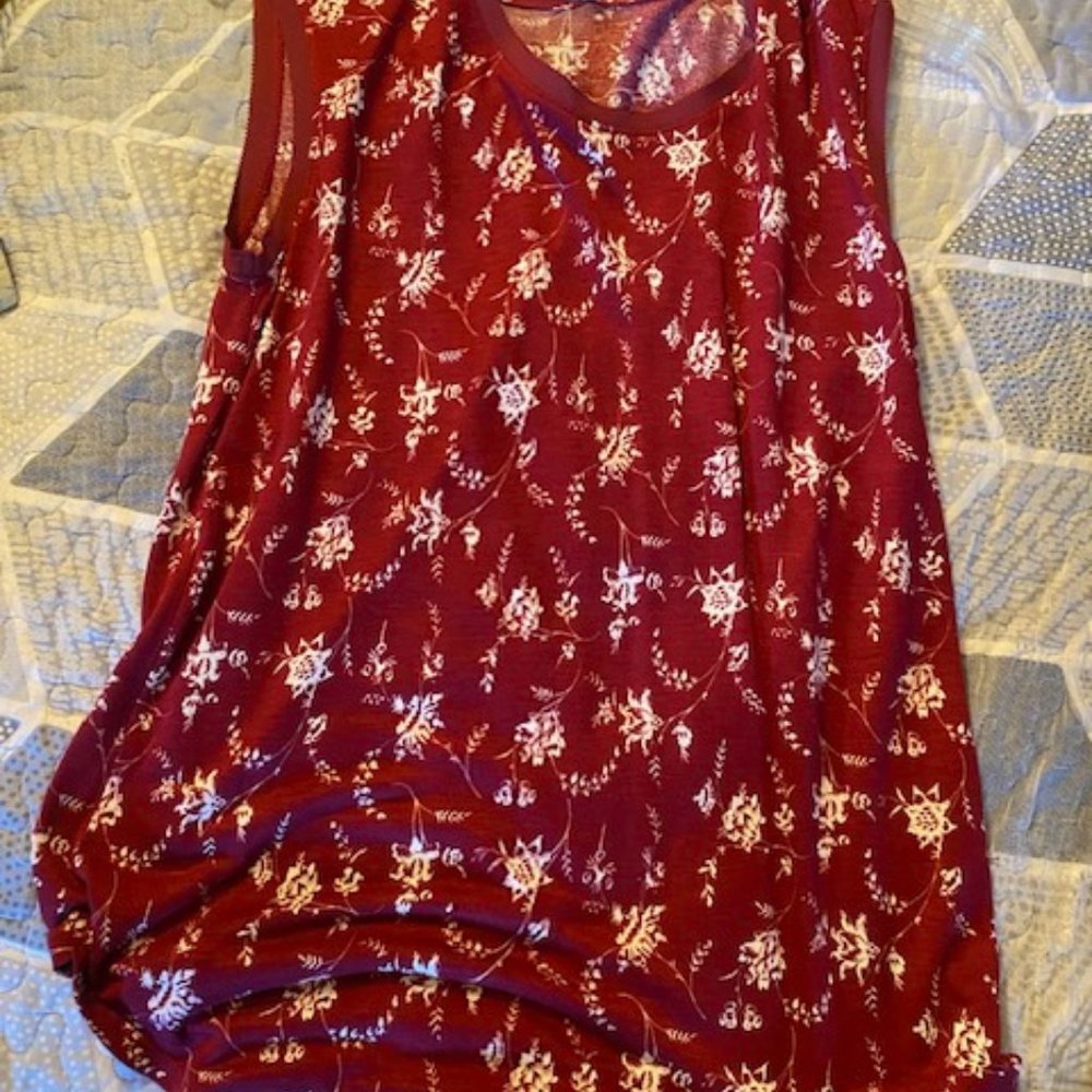 Sleeveless tops